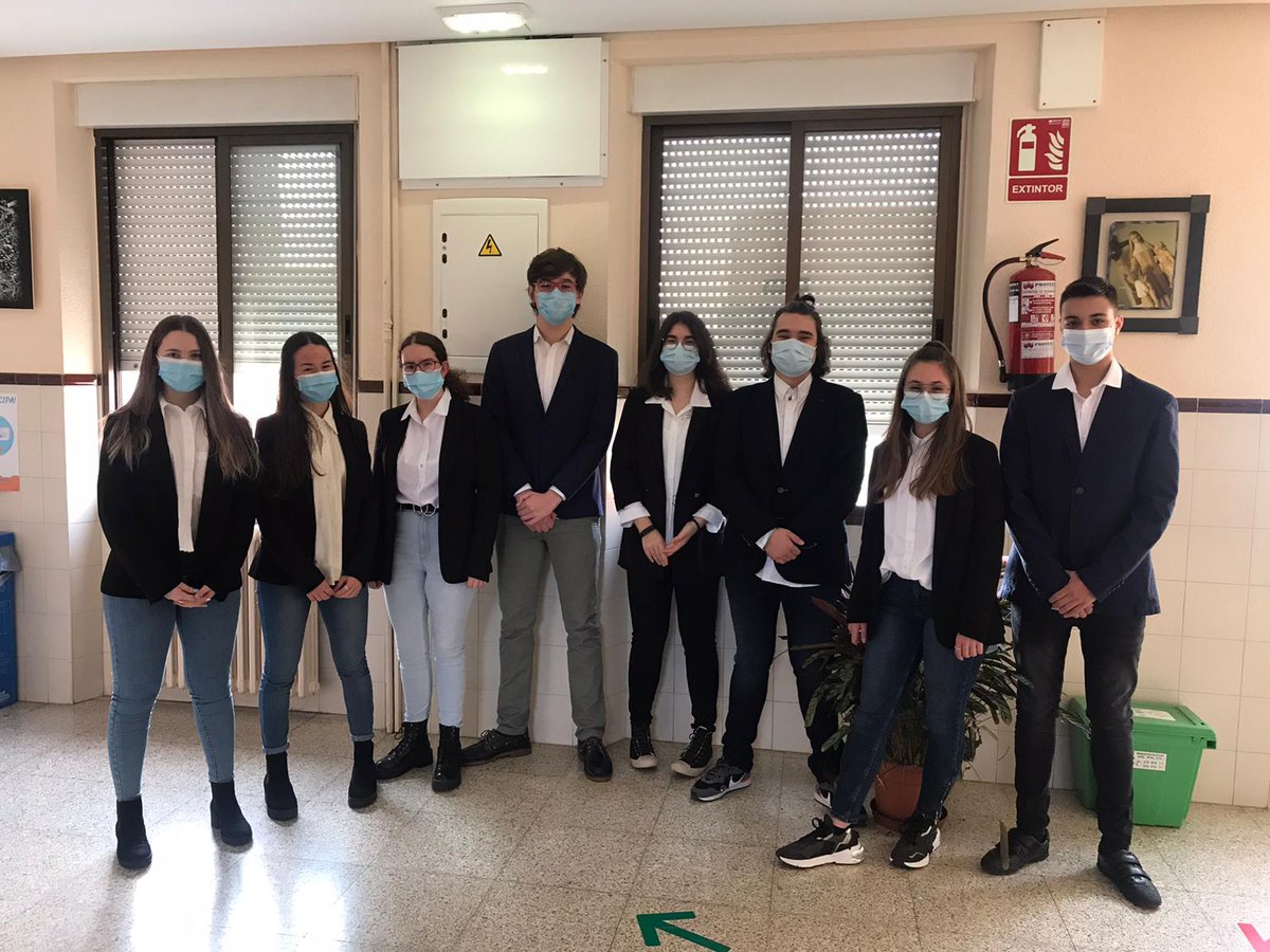 PastorinasLeon's tweet photo. V Edición de la Liga Debate.
¿Es el estado de alarma una medida eficaz en caso de pandemias como la COVID 19?
Nos enfrentamos al CC Don Bosco.
Momentos de preparación y nervios, también mucha emoción.
Ya son cinco años repitiendo esta experiencia y aprendiendo cada año. https://t.co/GhbwAmwSZe