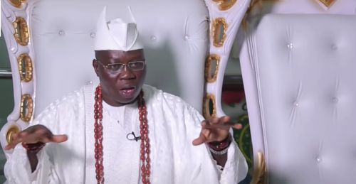 How Wakili's Men Hid In Trees, Rained Bullets On OPC Members Who Arrested Him —Gani Adams | Sahara Reporters
...the body language of the Nigeria Police showing that they were insincere about fighting insecurity.
READ MORE: bit.ly/2Okry6t