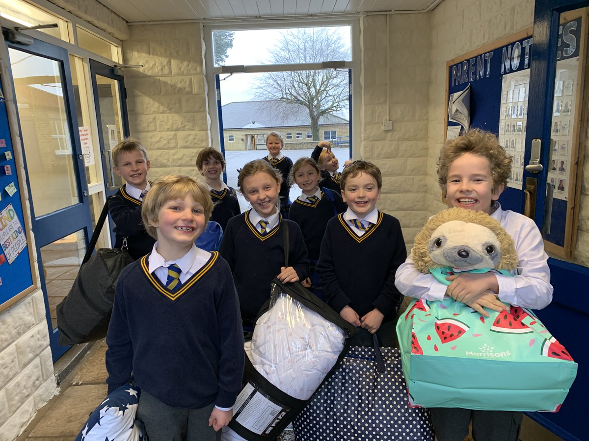 TerringtonHall's tweet photo. Who needs words when faces say it all!
Happiness is....being back boarding with all your friends!
#terringtonhall #northyorkshireprepschool @BSAboarding #bsaboarding #happychildren #terringtonfamaily #yorkshireboardingschool #terringtonspirit #iloveboarding https://t.co/SRBtTBTffm