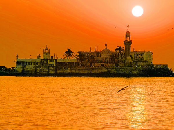 DevTelecoms's tweet photo. Princeton Digital Group announces its first Indian data centre #India #DataCentres #Cloud #Internet #APAC #PrincetonDigitalGroup #Hyperscale https://t.co/9UOo6RRxLq https://t.co/8jv4UaAf7z