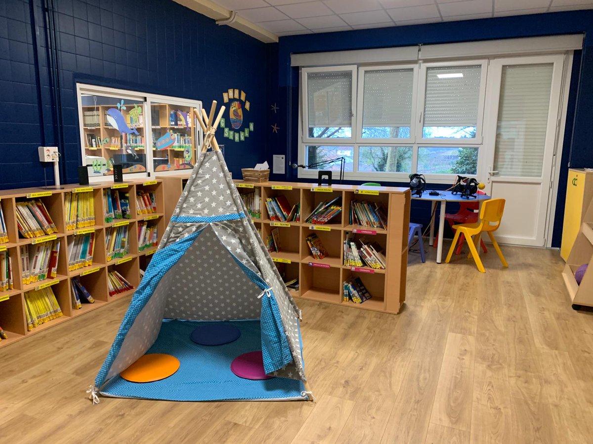bescolaresgal's tweet photo. Hai unha semana estivemos na biblioteca do CEIP P. Enrique Barreiro Piñeiro de Cambados. Un centro PLAMBE 8.
#CartografíaPLAMBE21 #bescolaresgal #bescolaresgalabertas https://t.co/71m8bDlHhF