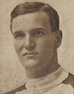 NeilPalmerbooks's tweet photo. Talking about this incredible goalscorer of the 1920 tomorrow on #manmarking podcast .Mr Hughie Ferguson https://t.co/XQBNo5kEqA