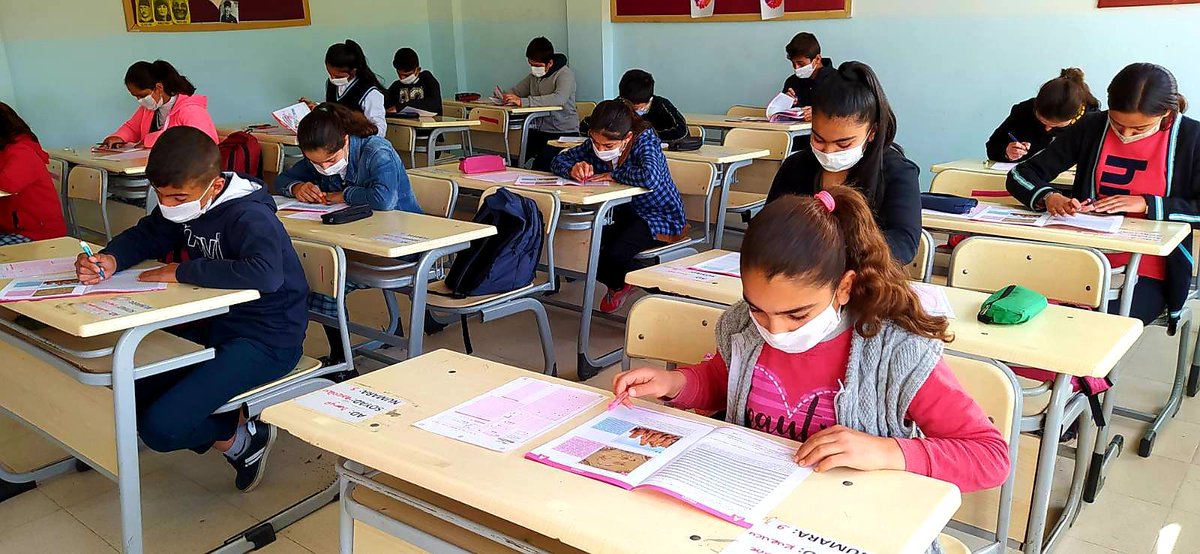 ulger_gucer's tweet photo. 8. Sınıf öğrencilerimize pandemi tedbirlerini alarak LGS 2. Deneme sınavımızı gerçekleştirdik. Emeği geçen arkadaşlara teşekkürler 
@PolateliMem @KilisMem 
@EminAKKURT79 @mstfkrtlms027 
@mu_soysal @ziyaselcuk https://t.co/1iOYNHp7f7