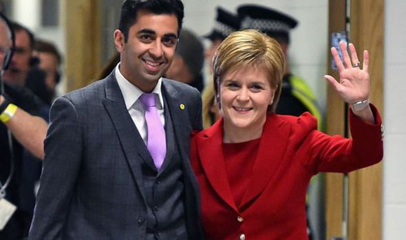 Effiedeans's tweet photo. In Scotland you risk being jailed for dancing or mocking certain religious figures. We begin to resemble Saudi Arabia
https://t.co/SmqR5rC2rY https://t.co/idPKHcnnvH