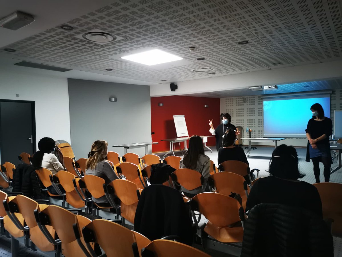 #MoisTransportLogistique à la <a href="/Citedesmetiers/">Cité des Métiers de Marseille et de PACA</a> et aujourd’hui un Escape Game pour faire découvrir à 5 femmes les #métiers du #transport 🚚 et de la #logistique ! <a href="/CIDFF_PACA/">CIDFF PACA</a> <a href="/AFT_TL/">AFT TRANSPORT & LOGISTIQUE</a> <a href="/SophieRanchin/">Sophie Ranchin</a> @chdonzelle @cne1410 @AudeFredenucci @poleemploi_13