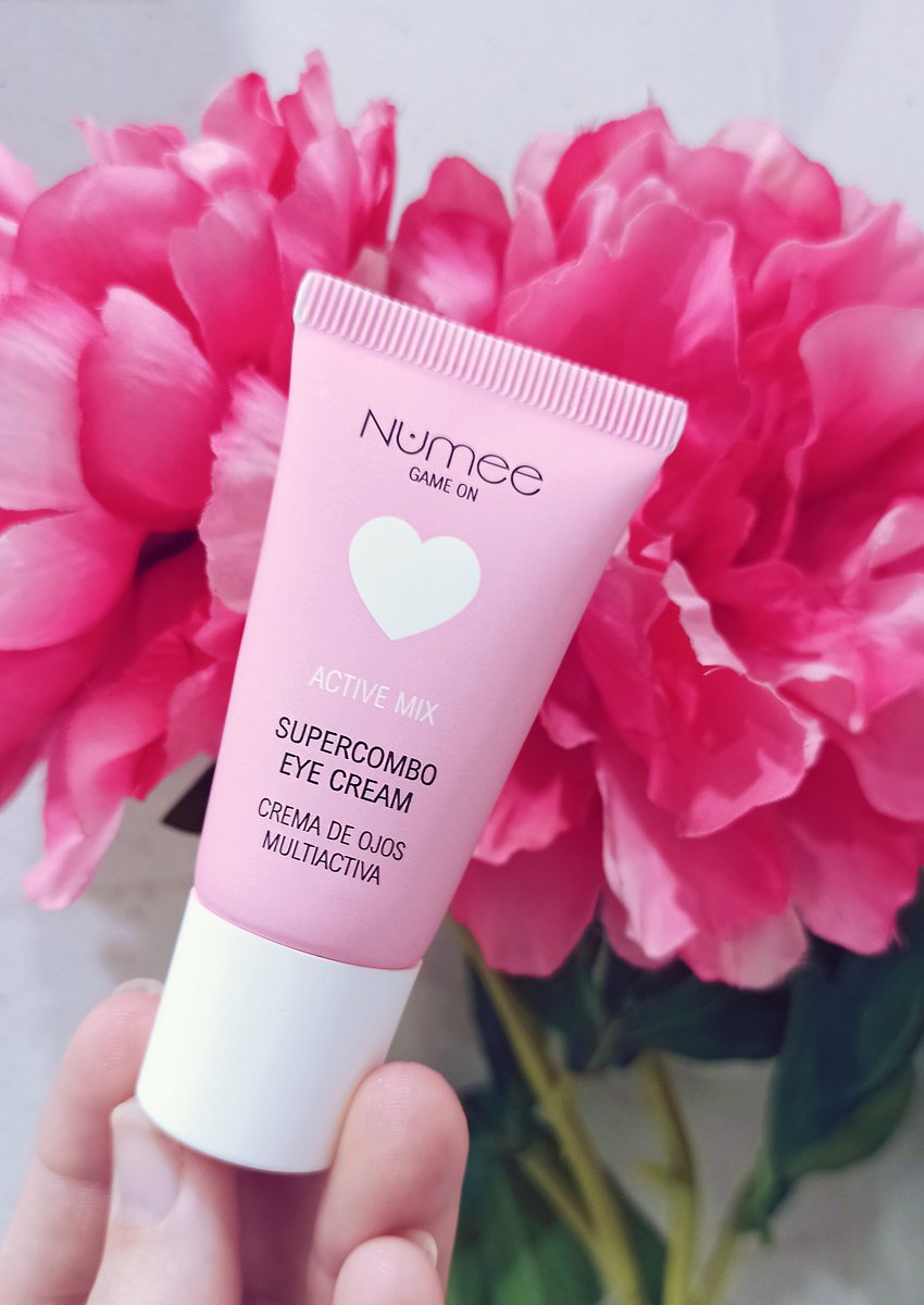 Bodybox_es's tweet photo. ¡Estamos in 💗 con la Supercombo Eye Cream de #Numee!
#Contorno de Ojos #Natural y #Vegano
Pruébalo con la #Bodybox Marzo #MeTime.
https://t.co/ioyoW53gqJ https://t.co/w6KeMIwBzt