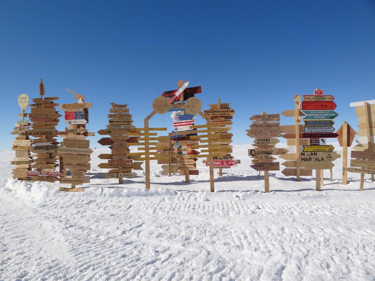 OldestIce's tweet image. PhD OPPORTUNITY !
15 exciting PhD positions still available in ice core and climate science within #deepiceproject 
ONLY A FEW DAYS LEFT TO APPLY !
Info and applications here: deepice.cnrs.fr/deepice-phd-pr…

#antarctica #icecore #MSCAjobalert #H2020