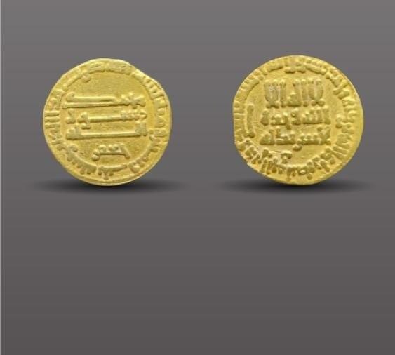 elyoom7's tweet photo. عثرت جامعة حائل، في السعودية، خلال أعمال التنقيبات الأثرية في مدينة فيد الأثرية بشرق مدينة حائل، على دينار من الذهب، يعود إلى عصر الخليفة العباسي هارون الرشيد، كتب عليه «لا إله إلا الله وحده لا شريك له»، والآية القرآنية: «هو الذي أرسل رسوله بالهدى ودين الحق ليظهره على الدين كله». https://t.co/xrJIfABLoJ