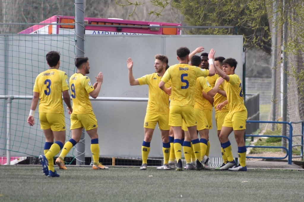 #AlcorB
Con los resultados que se dieron en los partidos aplazados que se jugaron ayer, el filial ya es equipo de play-off 👏🏼👏🏼👏🏼
Los de Josep Alcácer aún tienen cuatro partidos de 1ª fase por delante antes de afrontar la 2ª ante los 3 mejores del grupo 7A.
¡Enhorabuena a todos!