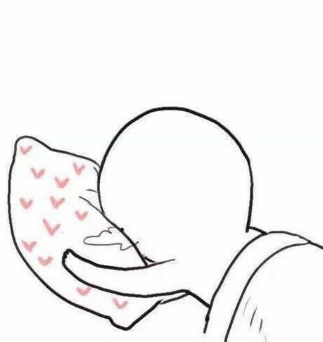 jkftlove's tweet photo. hediye elime ulaştığı andan itibaren ki olan tepkilerim ancak bu iki fotoğraf ile en iyi şekilde açıklanabilirdi🥺💜🙏🏻 love youuuuuu 🌟 @hopesange 🍀 https://t.co/nHqTPPnvHc