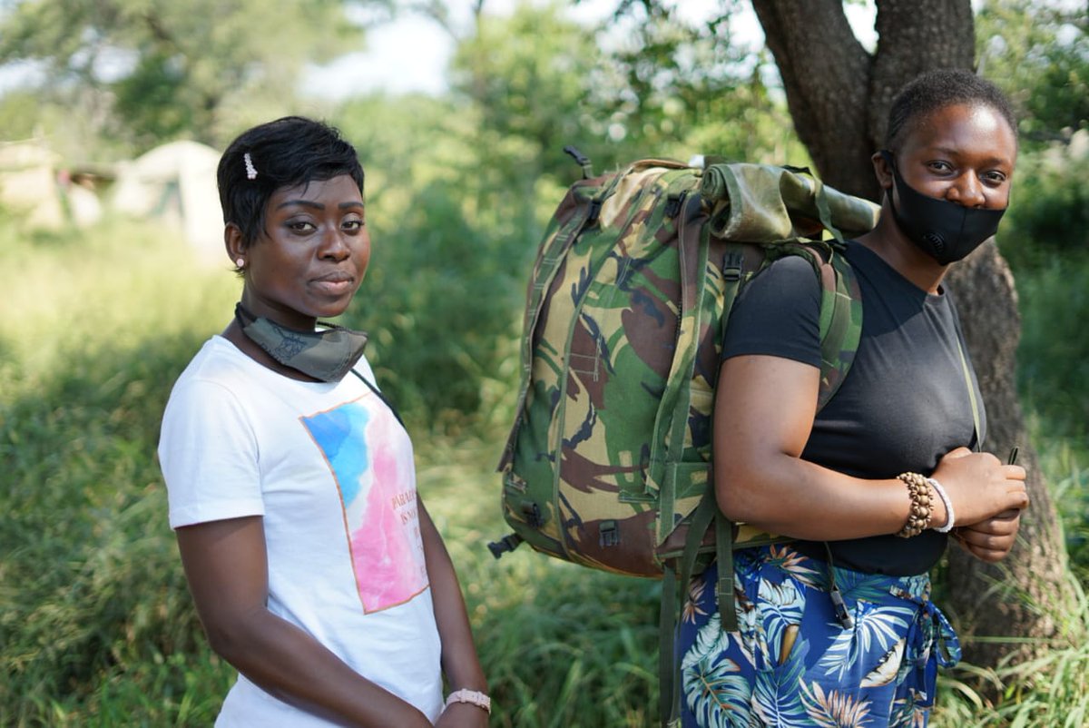 EcoTraining's tweet photo. #EcoTraining welcomes all of our students who started their 55 day #FieldGuideCourse. Two of the remarkable women of #TheBlackMambas are joining in as well.
๐ท @ Christoff Els
https://t.co/ShINDGyFudโฆ/fgasa-field-guide-level-1-โฆ/
#FieldGuide #wildlife https://t.co/vpufDrqByZ