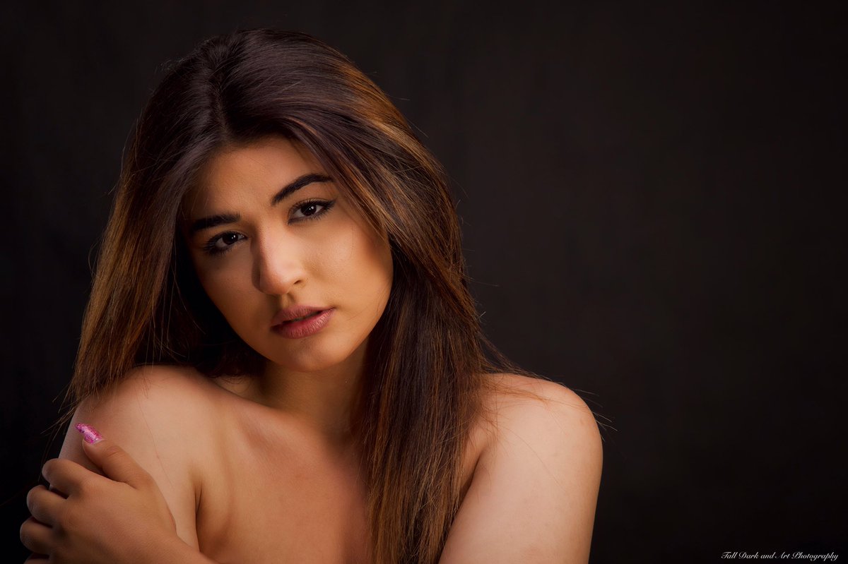tall_art's tweet photo. Model Yasenaz 
📷 @tall_art https://t.co/62YfxHBr1j