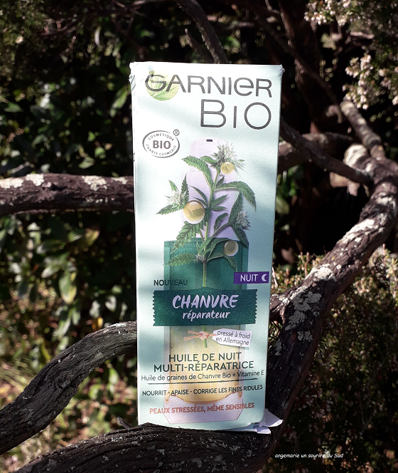 unsouriredusud's tweet photo. Coucou, je reviens vous parler, d'un autre produit testé grâce à @femme_actuelle @fa_lestesteuses .
🌿 Huile de nuit multi-réparatrice Chanvre @GarnierFR .
https://t.co/6bOXZuFqc2
#plaisir #douceur #chanvrebio #prixbeautefemmes2021 #femmeactuellelestesteuses https://t.co/eVooQfTr8B