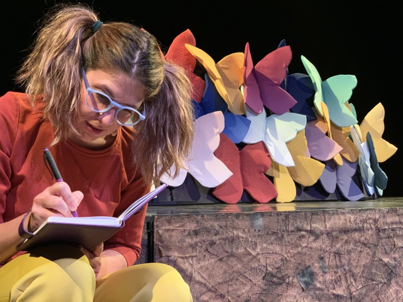 espectaclesvila's tweet photo. 📓 Anoteu-ho bé a l’agenda!

🎟️ Obrim la venda d’entrades per l’espectacle familiar ‘Quan les nenes volen alt’ de @elrepla produccions.

📅 Diumenge 11 d’abril.
🕛 12.00 h.
📍 Teatre Cal Bolet.
🎟️ https://t.co/pSoppfjk2G

#EspectaclesVilafranca #CulturaVilafranca #CulturaSegura https://t.co/scTexM3m8o