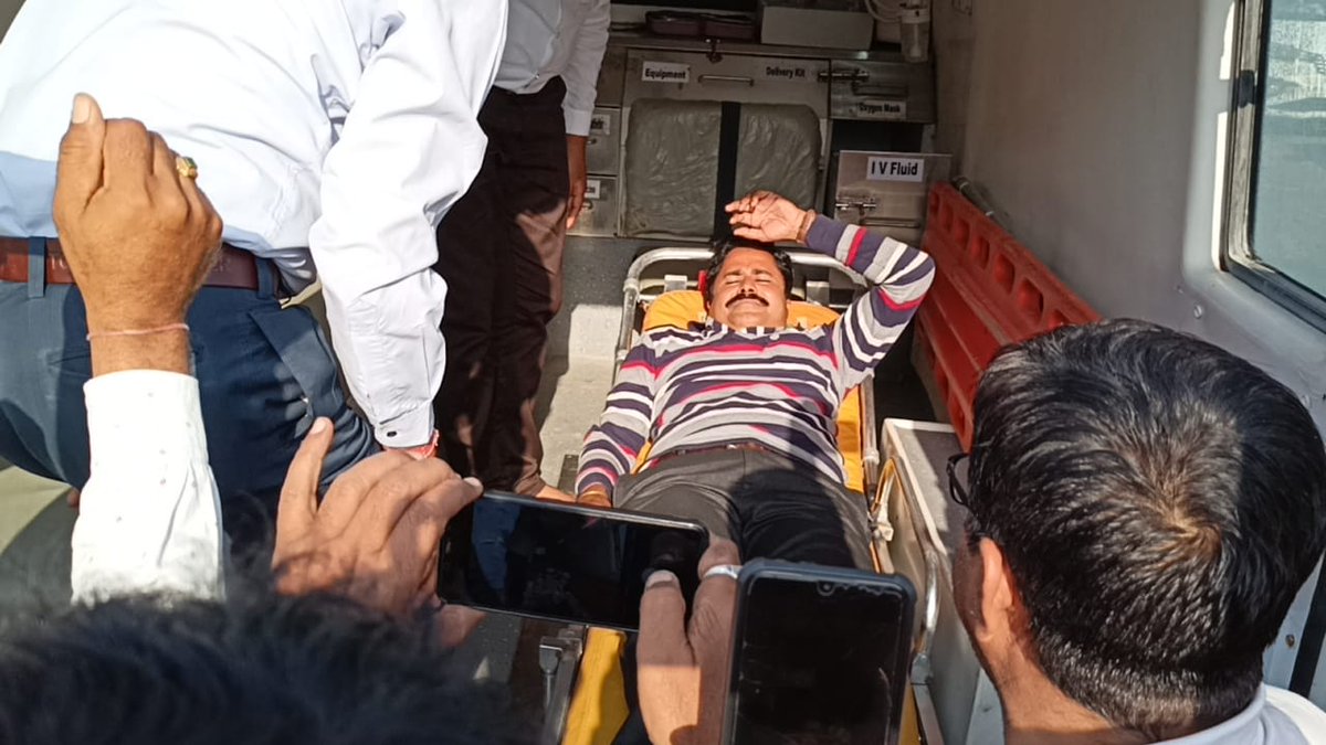 raj_indianews's tweet photo. #jaipur
रेसला का आमरण अनशन सातवें दिन भी जारी
प्रधानाचार्य पद पर पदोन्नति में संख्यात्मक अनुपात लागू करने की कर रहे मांग। 
एक ओर अनशनकारी नागौर जिलाध्यक्ष पवन मांजू की बिगड़ी 
@MohanSihag24
@SumerKhatana8
@DrAshokJat https://t.co/FnHvg4rFQy