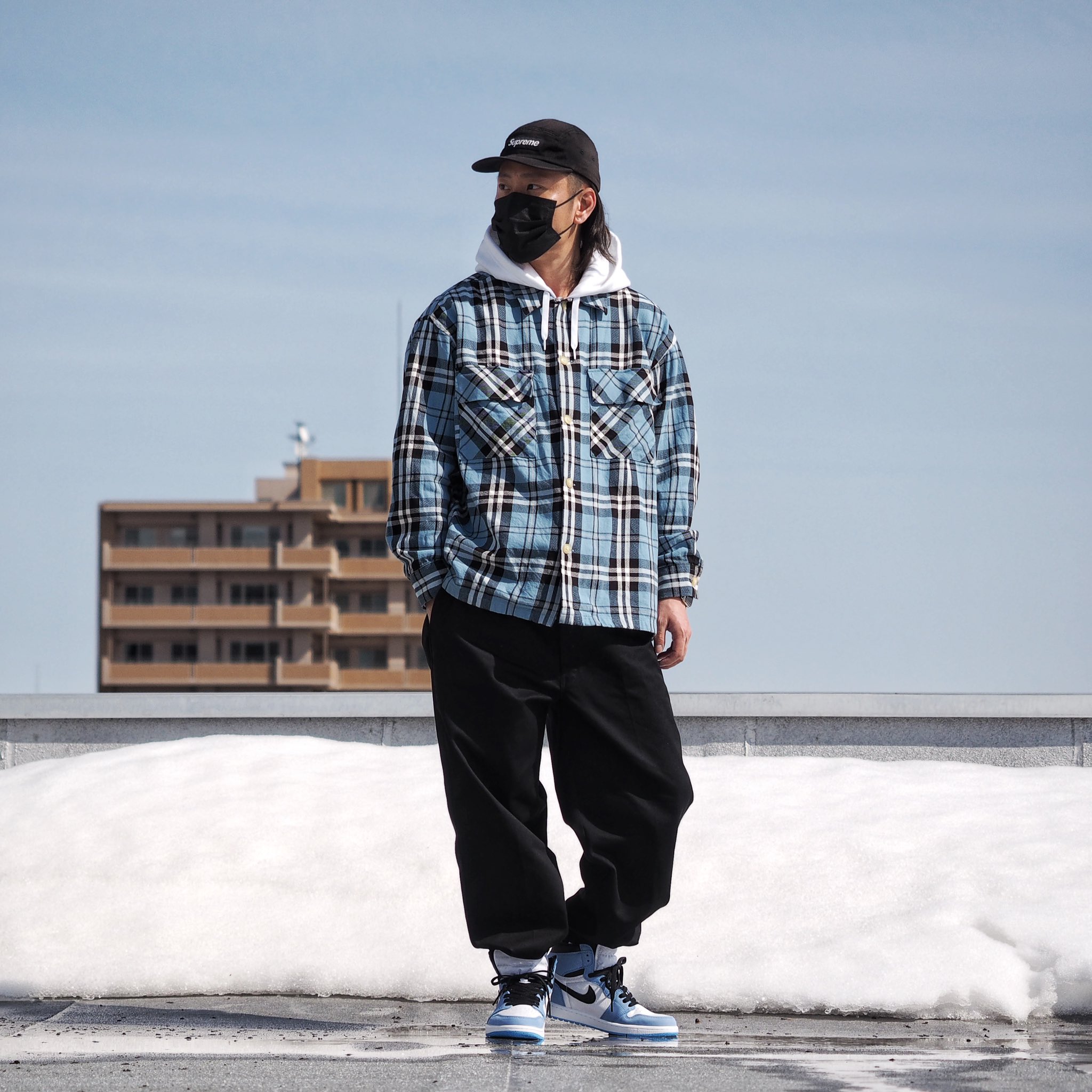 Linc Sasa 今日のコーデ Supreme Gu Dickies Nike Air Jordan 1 High University Blue 全身 白黒水色に統一 ストリートファッション スニーカー T Co Vcbjaf5yew Twitter