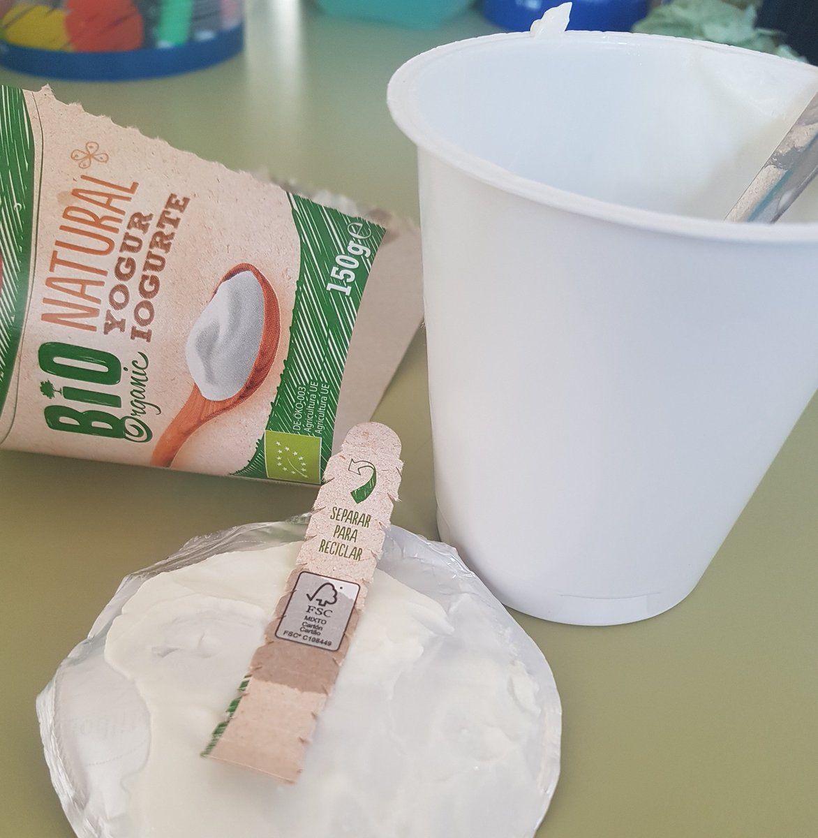 future_spain's tweet photo. Si te dicen que es bio, natural, orgánic, ... pero genera residuos como el plástico, aluminio y cartón, no reducimos,
¡¡los aumentamos!!

📶Únete a #RecreosResiduosCero y haz que tu realidad escolar transite hacia la sosteniblilidad.
https://t.co/A6KIDcZDmY https://t.co/KhFkqgid8E