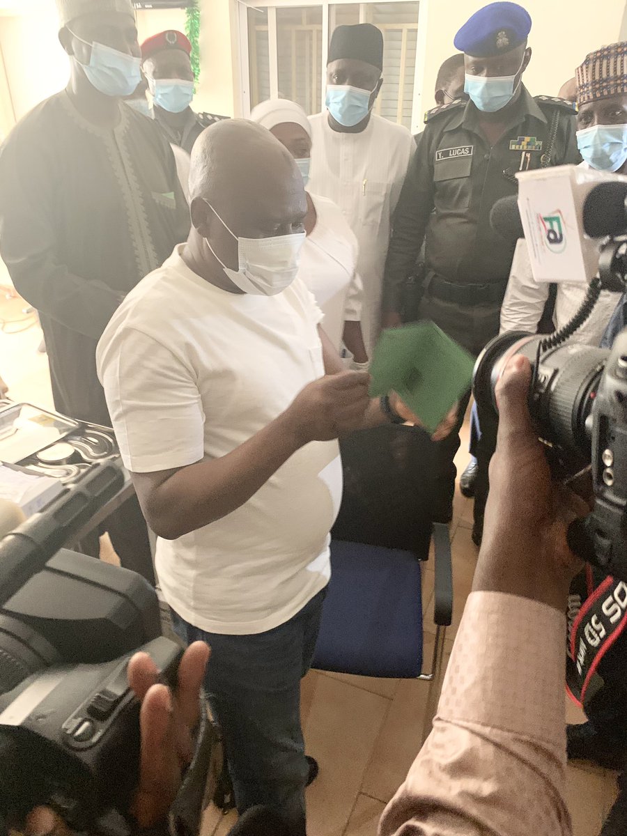 Iyobosa Igbinovia (@iyonovia) on Twitter photo The Executive governor of Adamawa <a href="/GovernorAUF/">Ahmadu Umaru Fintiri</a> received the Covid19 vaccine today at the State Specialist Hospital with other key officers of the state government <a href="/WHONigeria/">WHO Nigeria</a> #COVID19 #CovidVaccine The Executive governor of Adamawa <a href="/GovernorAUF/">Ahmadu Umaru Fintiri</a> received the Covid19 vaccine today at the State Specialist Hospital with other key officers of the state government <a href="/WHONigeria/">WHO Nigeria</a> #COVID19 #CovidVaccine