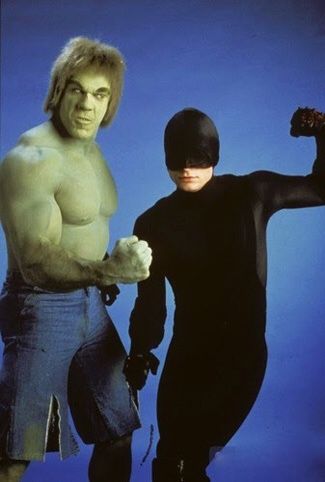 AlexOliveres's tweet image. Respeto eterno para #RexSmith, el hombre que primero fue #ElHalcónCallejero y luego un #Daredevil que luchaba codo con codo con #Hulk.