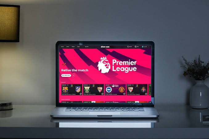 gracious_olet's tweet image. The weekend fast approaches 🥳
Time to pick up from where you left off. That serie, movie, documentary, docuserie not forgetting @premierleague @LaLiga @SerieA @OfficialPSL Motorsport, Tennis, Athletics, boxing, cycling etc. It's time🔥💃
#IWDWithShowmax
#JoinThatShowmaxLife