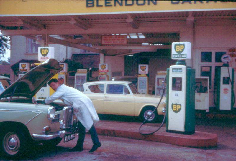 #ThrowbackThursday 

With the plan for lockdown being lifted now in place and potential road trips on the horizon, we've been reminiscing about our first car 🚘

We're curious, what was your first car? And more importantly, did it have a name?👀

#MyFirstCar
#FirstCar
#Cars #Auto