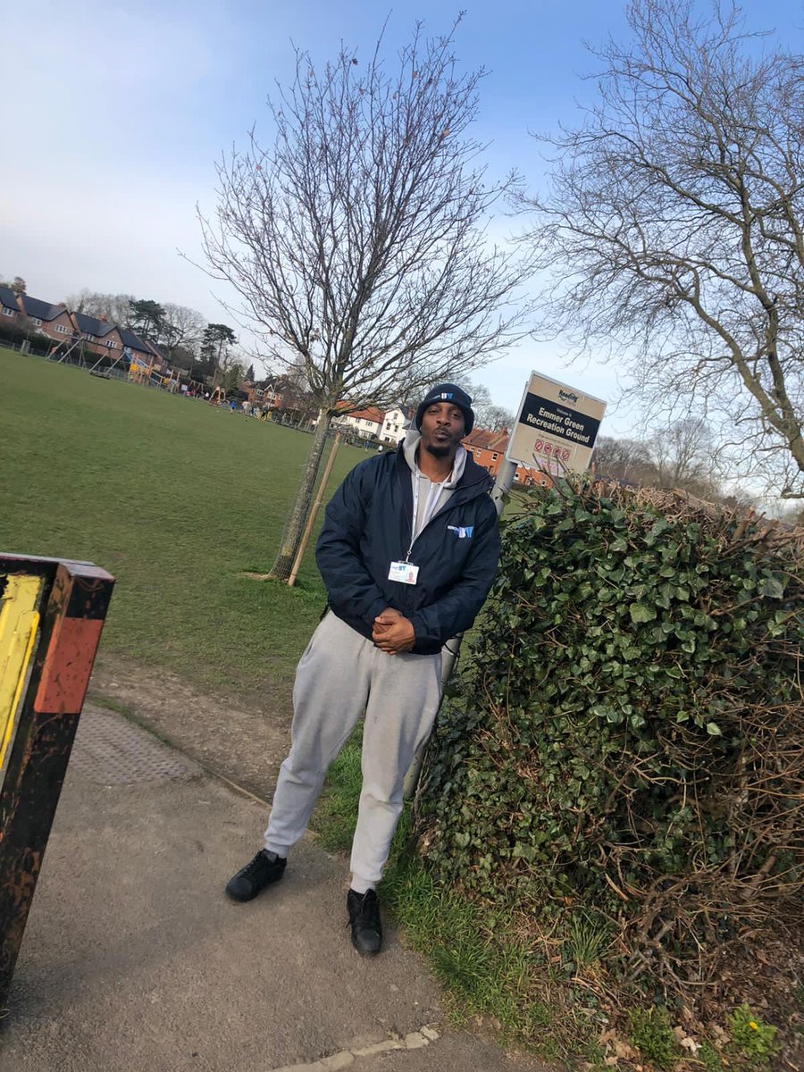 BerksYouth's tweet photo. Here's Leon, with Jay from @MNRCoaching, out on #detachedwork in #EmmerGreen: at the recreation ground, with #youngpeople they're building great relationships with & by the primary school.
Remember to say 'hi' to Leon & Jay if you see them out #supporting our #local #communities! https://t.co/d18Q8eE5Qa