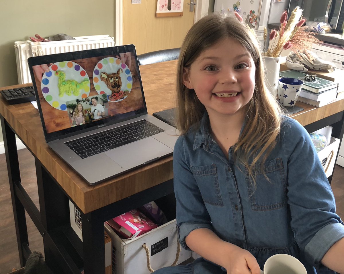 Thank you @maddiemoate and @gregfoot for helping us through homeschooling. Amber has loved all of the episodes and will definitely miss her 11am cup of tea and science! See you for the birthday episode. #staycurious #letsgolive @jonesrsdp