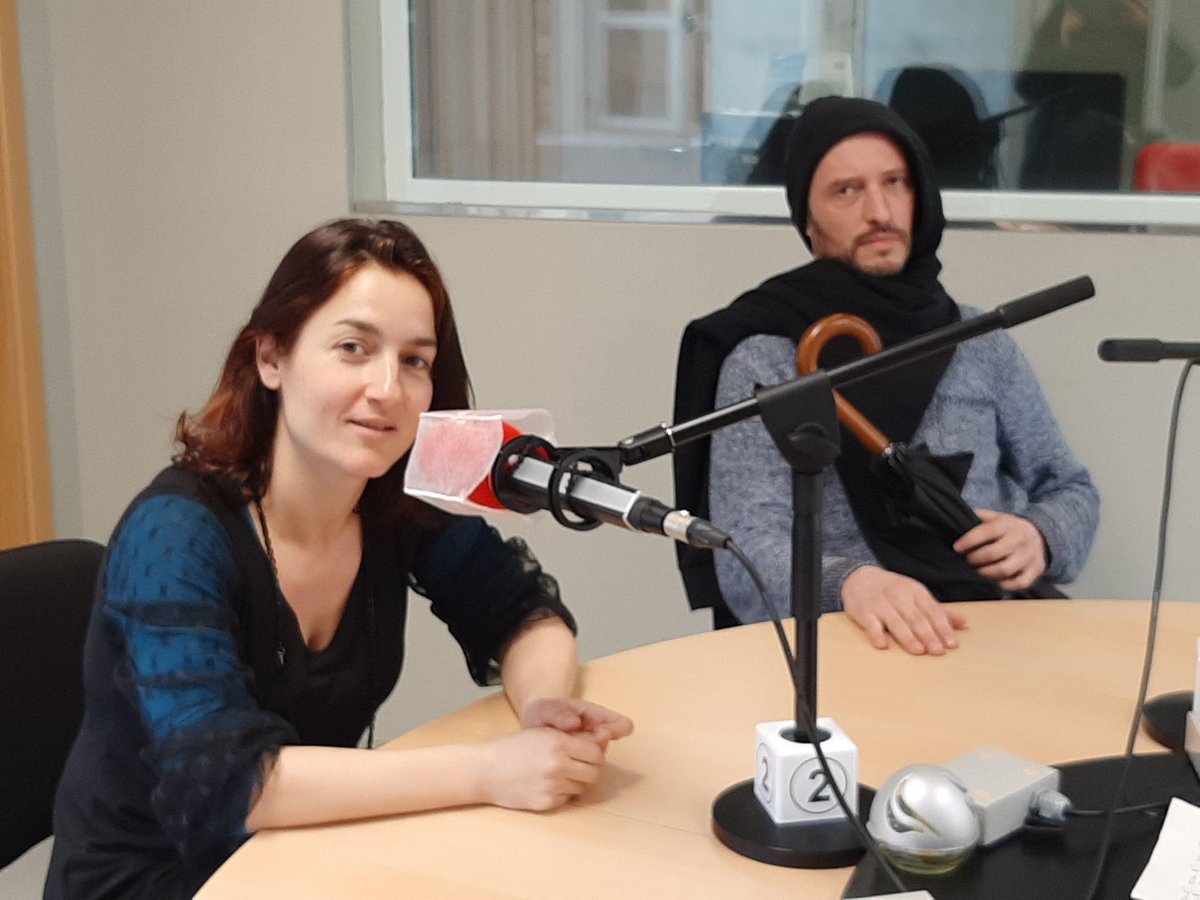 A #LaTributeca d'avui (21h), l' <a href="/Ernestt_13/">Ernest Garrido</a> entrevista <a href="/clarapoch/">Marçal Calvet i Clara Poch</a> i Marçal Calvet; també escoltarem les novetats de Zoo i Marcel i Júlia... t'ho perdràs? <a href="/punt7radio/">Punt 7 Ràdio</a> <a href="/ajsantceloni/">Aj. de Sant Celoni</a> radiosantceloni.cat