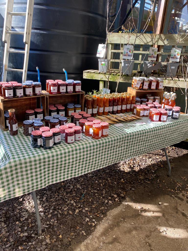 PinewoodLife's tweet photo. Pinewood Nurseries, Stoke Poges will be hosting their weekly foodie pop up stalls 9am - 3pm Friday &amp; Saturday

Opposite wexham park hospital in Stoke Poges (SL3 6NB)

👨‍🍳🥗 Salads, fish 🐠, Bakery 🥐 Farm Shop🍯, plant nursery 🌻 &amp; cafe takeaway ☕️ https://t.co/JUuS1nt5IC