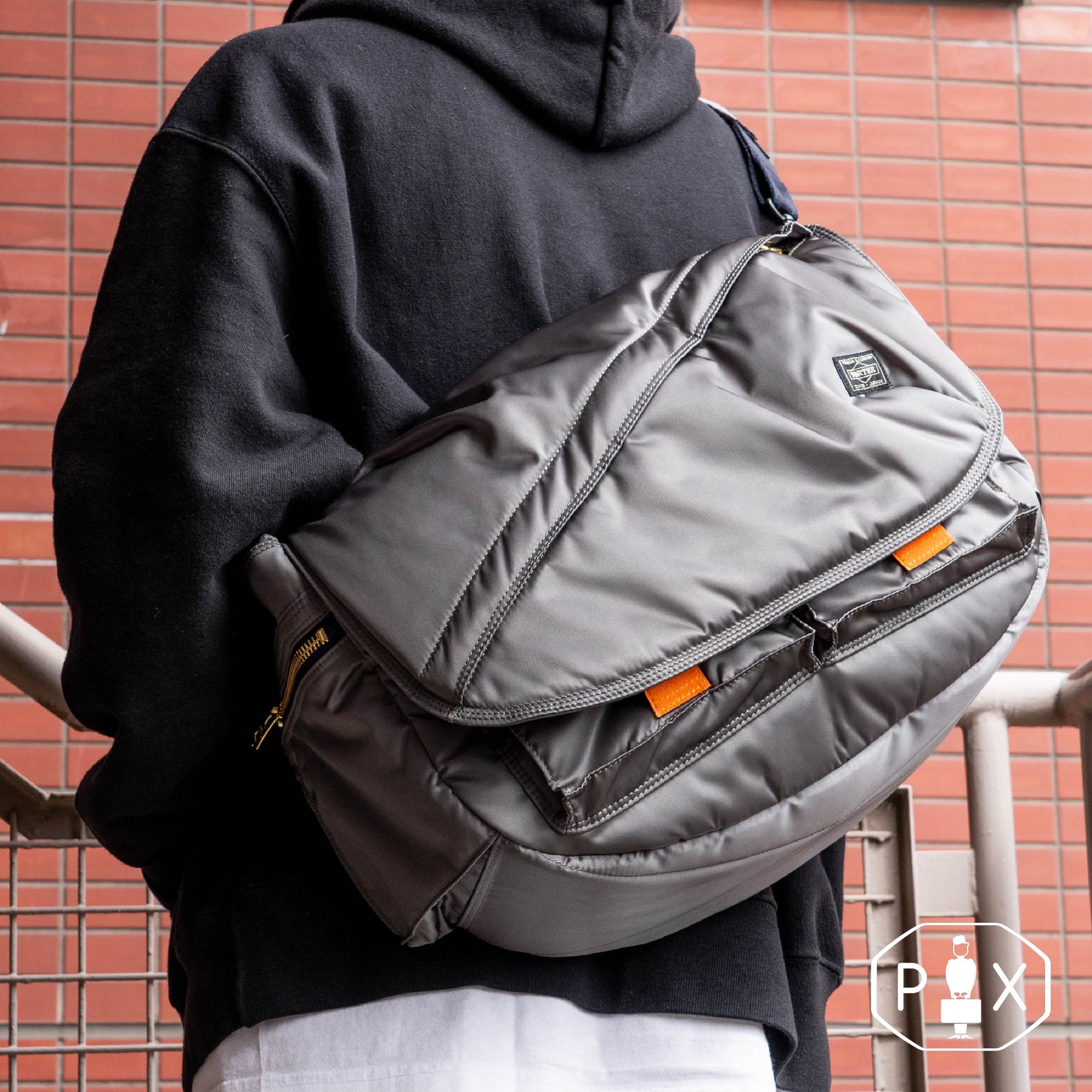 美品】PORTER PX TANKER コミュニケーターバッグ ブラック 人気-