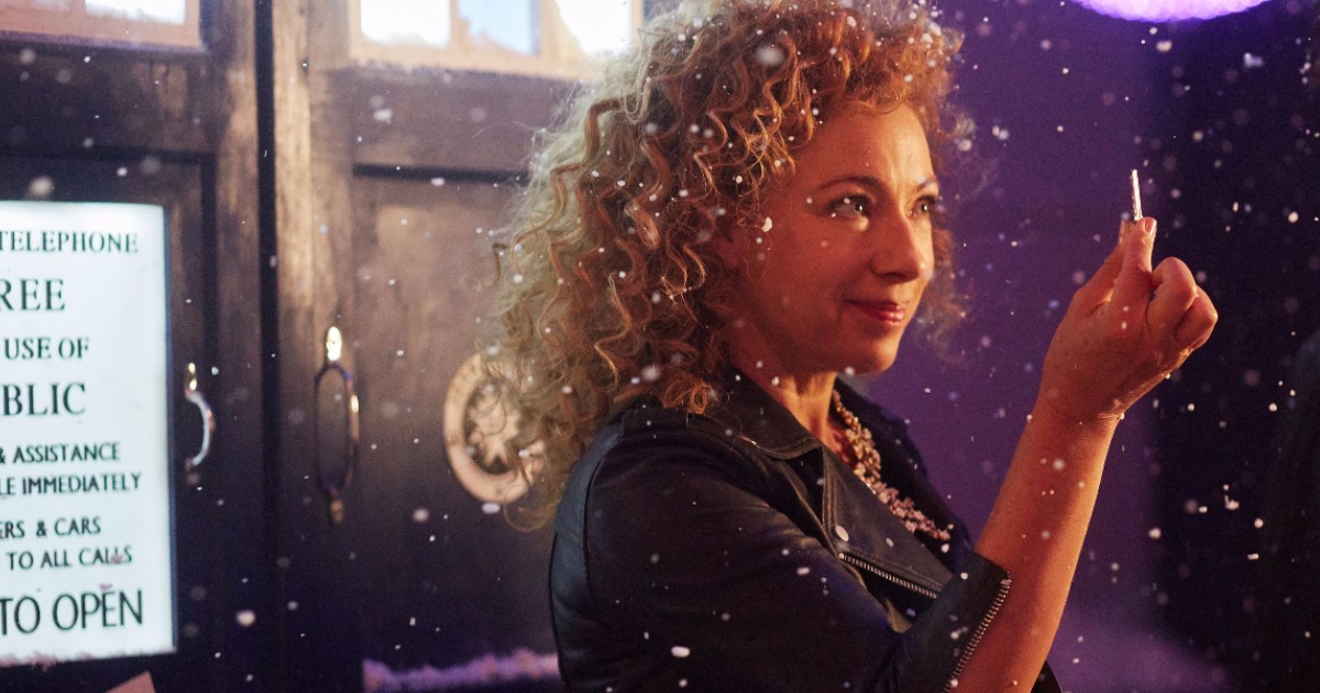 Happy birthday Alex Kingston! 