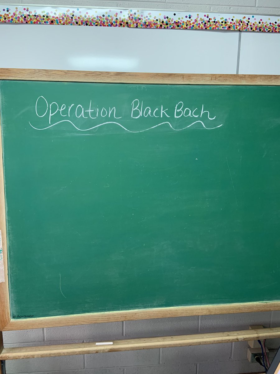TigerTangHST's tweet photo. When you hype up the kids for the next amazing co-teaching power team!  💪🏼 #AngTang #BlackBach @bachandblack @MsAngellella #btsdtigers https://t.co/smAoXmr6pd