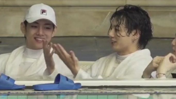 gukth's tweet image. happiness looks so good on them :(