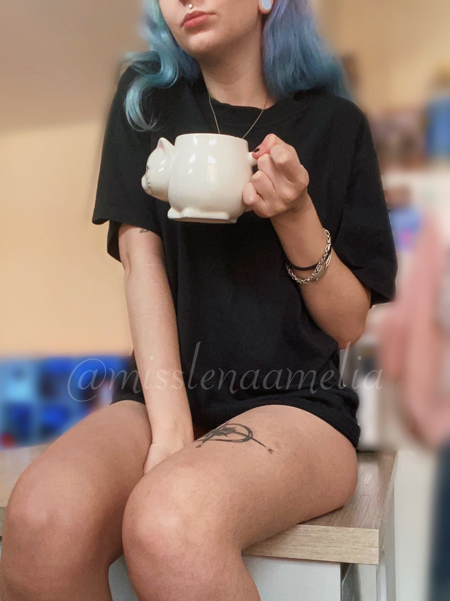 misslenaamelia's tweet photo. Coffee anyone? https://t.co/LKYqoDh5DM