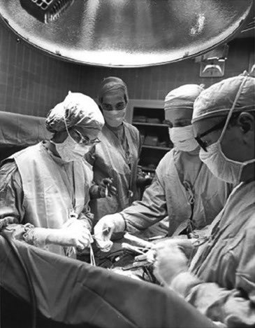 On this day in 1960, Braunwald and Morrow performed the first mitral valve replacement on a 44-year-old woman with cardiac failure caused by mitral regurgitation. They used a cardiopulmonary bypass (CPB) machine that Braunwald helped design.
