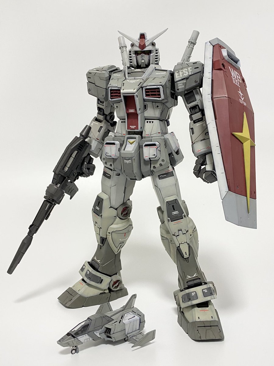 mamiya27's tweet photo. PGUガンダム出来たよ。計34日。見かけの密度の割にめちゃめちゃ組みやすかった。ゲート処理しかしてないのにこれが組み上がるなんて…。丁度良いタグがあったので参加させて貰おう^^; #HJプラモ発表会_RX_78系列 https://t.co/YfuVdZwiuL