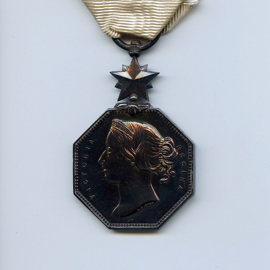 TorquayMuseum's tweet photo. Have you been watching the TV series #TheTerror? This is called the #Artic Medal and it was awarded to all those who had been engaged in #discovery or the search expeditions between 1818 and 1855 including those involved in the search for the ill-fated Franklin #Expedition. https://t.co/iPg3I34dKL