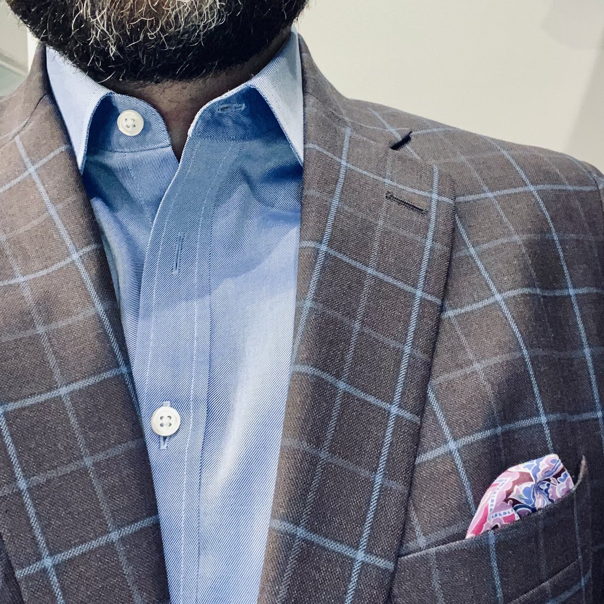 TimLeman's tweet photo. I’m #KalamazooBound for a day with @TheGibsonEdge #Michigan team. Looking forward to seeing @brianbellware, @garycareyjr, @rosspennock157 and crew!
#TakingCareOfBusiness #UniformOn https://t.co/oAoJZdRAiF