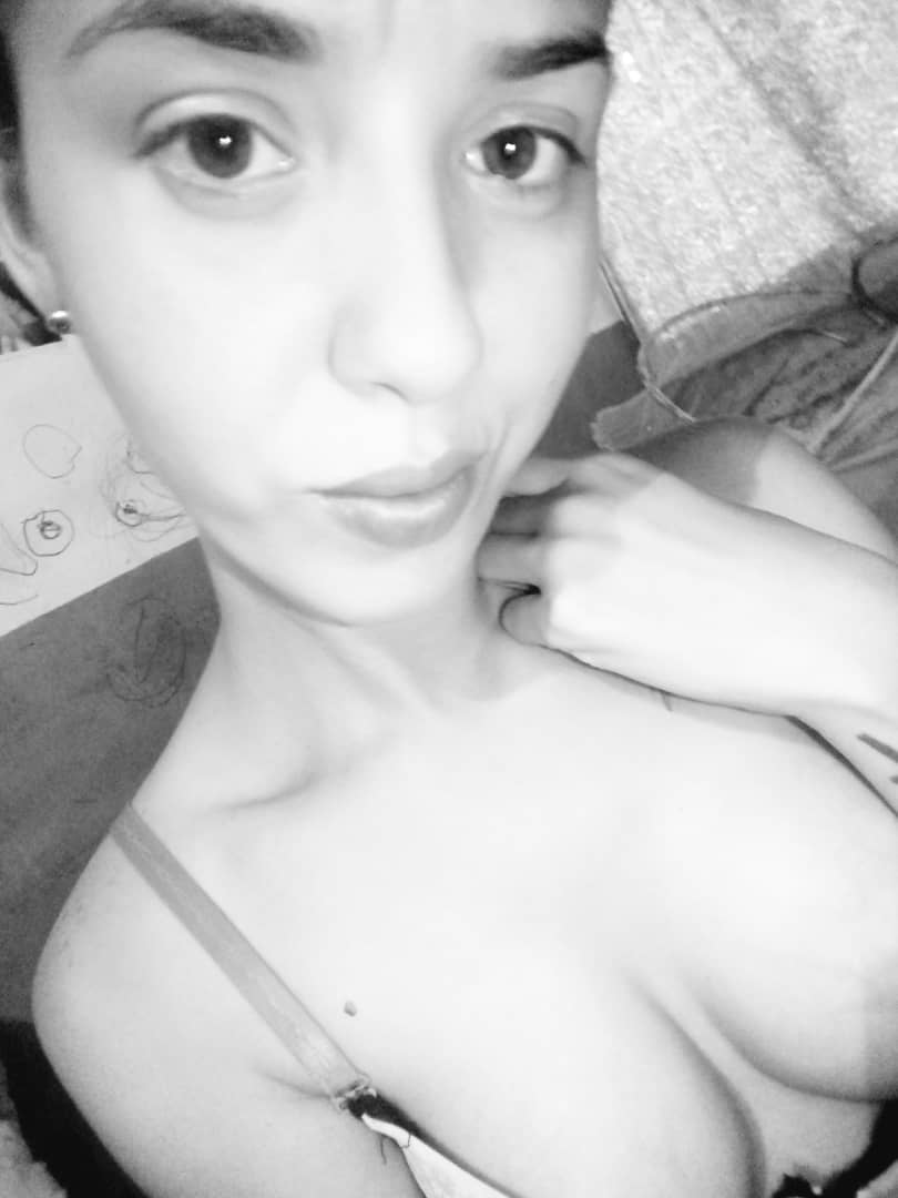 0506Nathy's tweet photo. Buen días babys😘 https://t.co/p1fgrb4Eke
