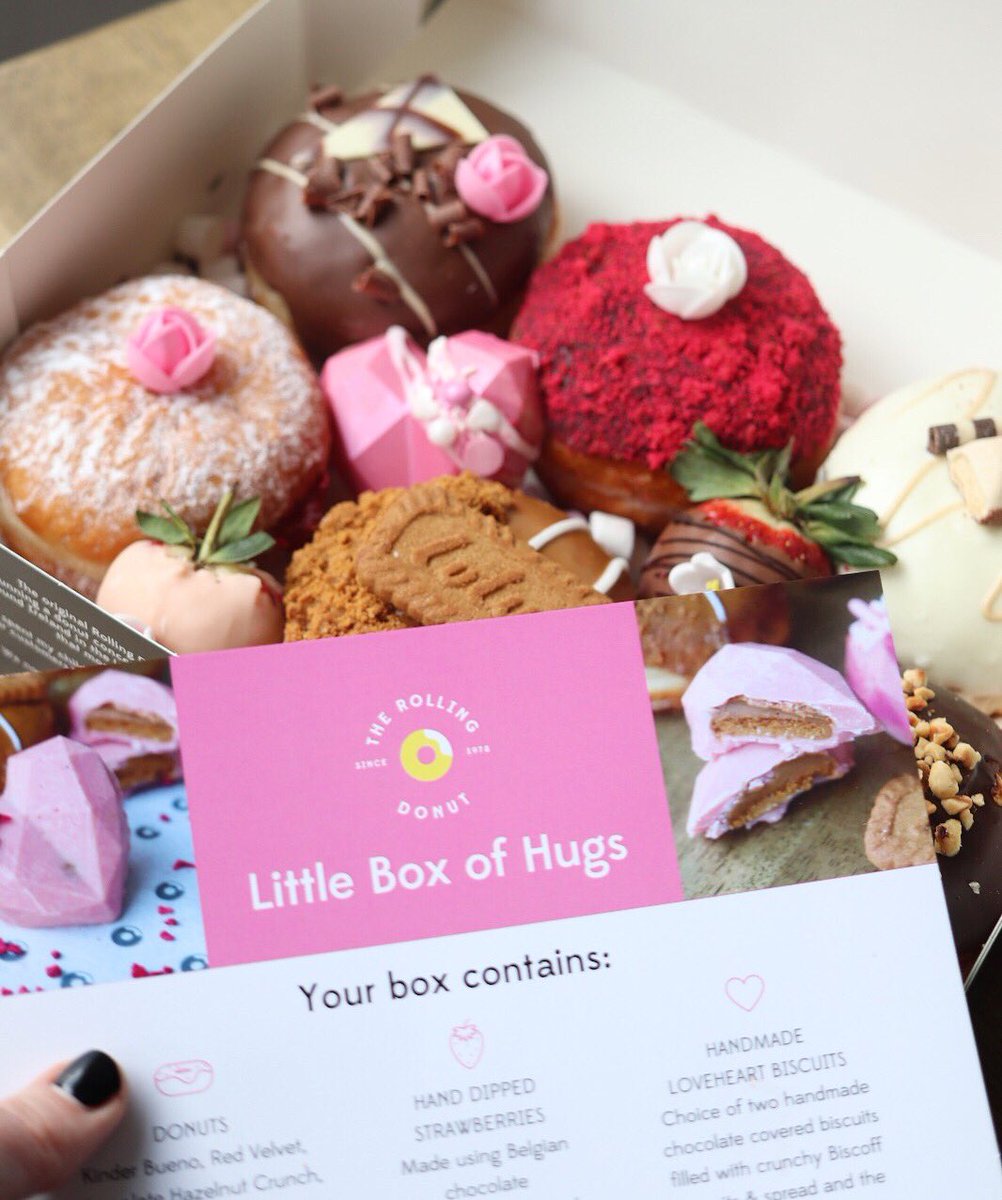 Little Box of Hugs💝
The perfect lockdown gift box to receive✨ 
Guaranteed to put a smile on someone’s face 😊
therollingdonut.ie/orders/
.
#happy #smile #gift #giftideas #lockdown #chocolate #food #foodie #strawberry #yum #new