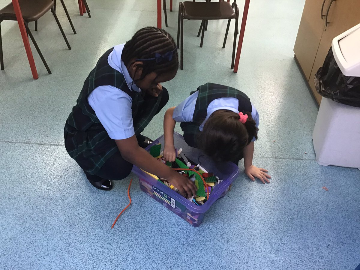 RGSSpringfield's tweet image. Lego club is back! Years One and Two are enjoying getting back in the building groove! #lego #schoolsreopeninguk #worcesterisgreen