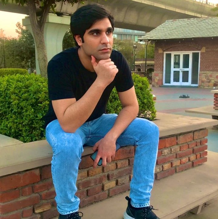 SehraArpit's tweet photo. Innocent 😉
#ArpitSehra https://t.co/VR0m2ElLmO