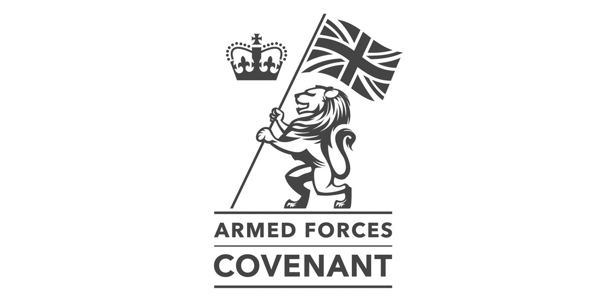 JLR_News's tweet image. We are delighted to have re-signed the #ArmedForcesCovenant with @JohnnyMercerUK and @DRM_Support, reaffirming our commitment to supporting this community, including those who serve and have served, and their families #ForcesFriendly