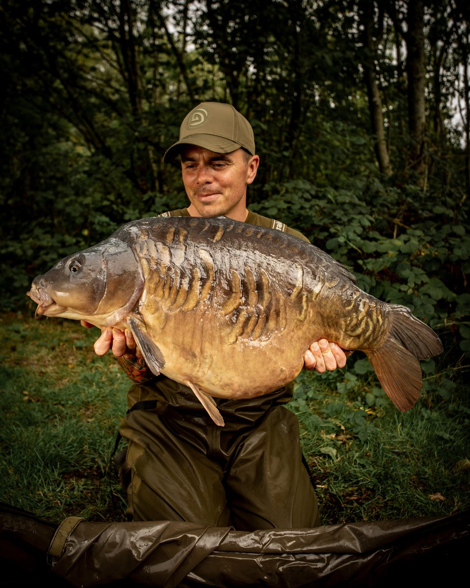 trakker fishing tackle