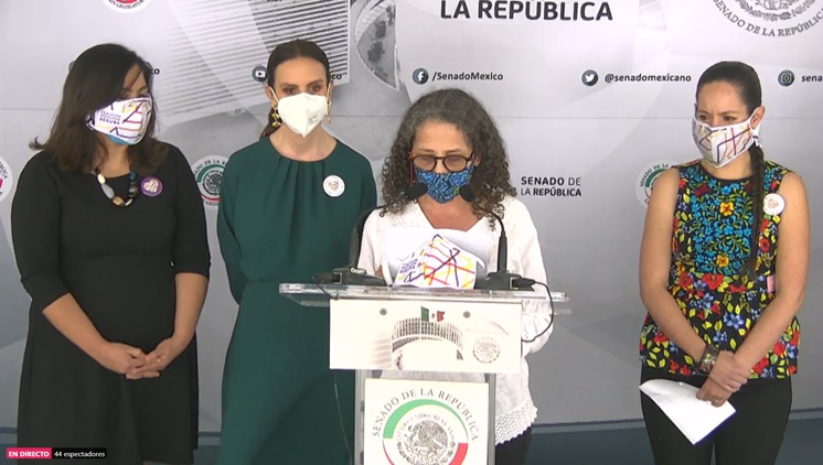arelibiciteka's tweet photo. 60 organizaciones civiles presentamos hoy nuestra propuesta de Ley General de Movilidad y Seguridad Vial en México. Nos acompañan siempre las familias que han sufrido estas tragedias para decir muy fuerte: #NoMasMuertesViales #LeyMovilidadSegura ya! https://t.co/izdS4cuedR