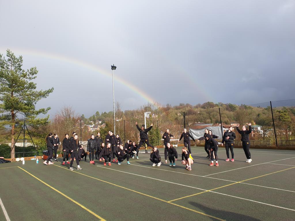NetCats200's tweet image. Double rainbow, all the smiles, a few cold hands, but oh yes it is good to be back!!! 😻
#netcats