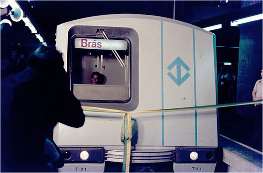 Metrô de São Paulo on X: #tbt No dia 10/03/1979, a Linha 3-Vermelha  (antiga Leste-Oeste) começava sua operação comercial no trecho Sé-Brás, das  6h às 20h. A estação possibilitou os usuários fazerem