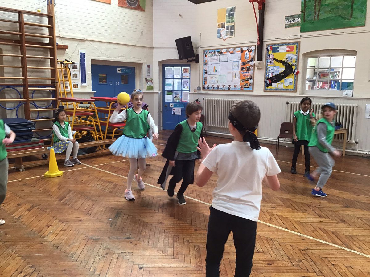 ClaphamTerrace1's tweet photo. Year 4 book day dodgeball #active #teamwork #60aday https://t.co/IKJbO8JzRr