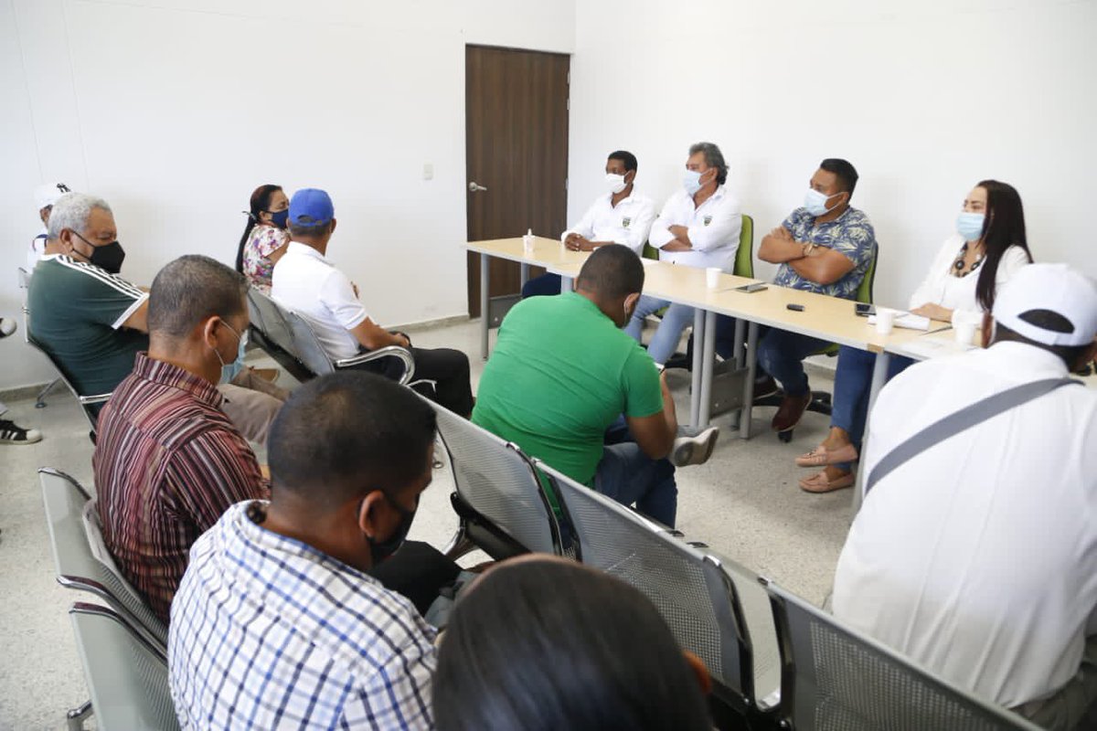 surorientebaq's tweet photo. Continuamos en la construcción de nuestro Plan de Desarrollo para beneficio de los habitantes de la localidad Suroriente. (Abro hilo) https://t.co/bnEbiFYfC9