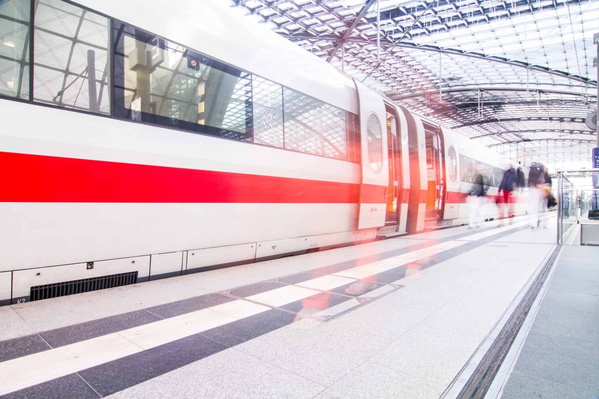 Voltage presence detectors or VPDs are used in a variety of applications within the rail industry. Steve Allard, from Knick Interface, explains the importance of establishing VPDs as part of an effective control, safety or data collection strategy. buff.ly/3qDrQTR